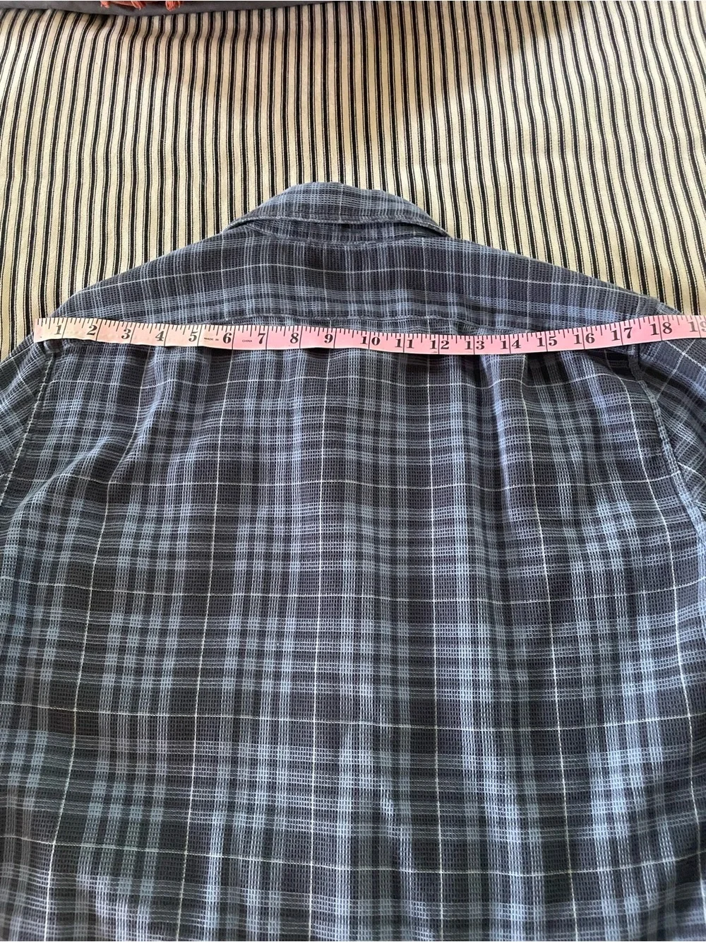 J. Crew Men's Waffle Dobby Gray Plaid Button-Down Shirt 100% Cotton
